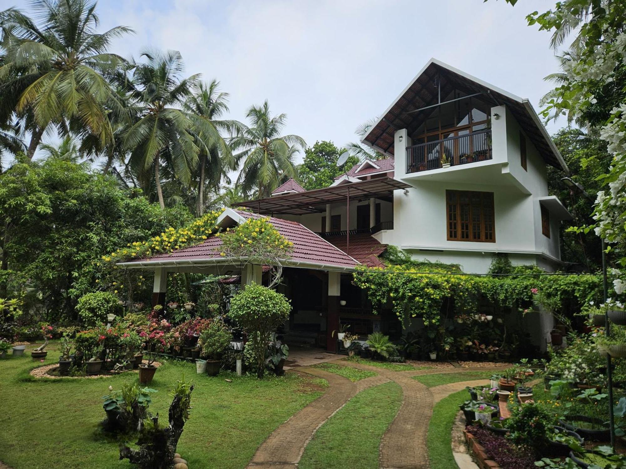 Maleyam Homestay Riverside Kozhikode Ngoại thất bức ảnh