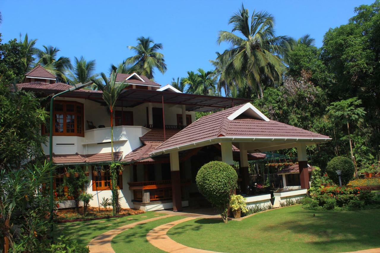 Maleyam Homestay Riverside Kozhikode Ngoại thất bức ảnh